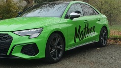 Fahrschulwagen 1 mal Audi von vorn